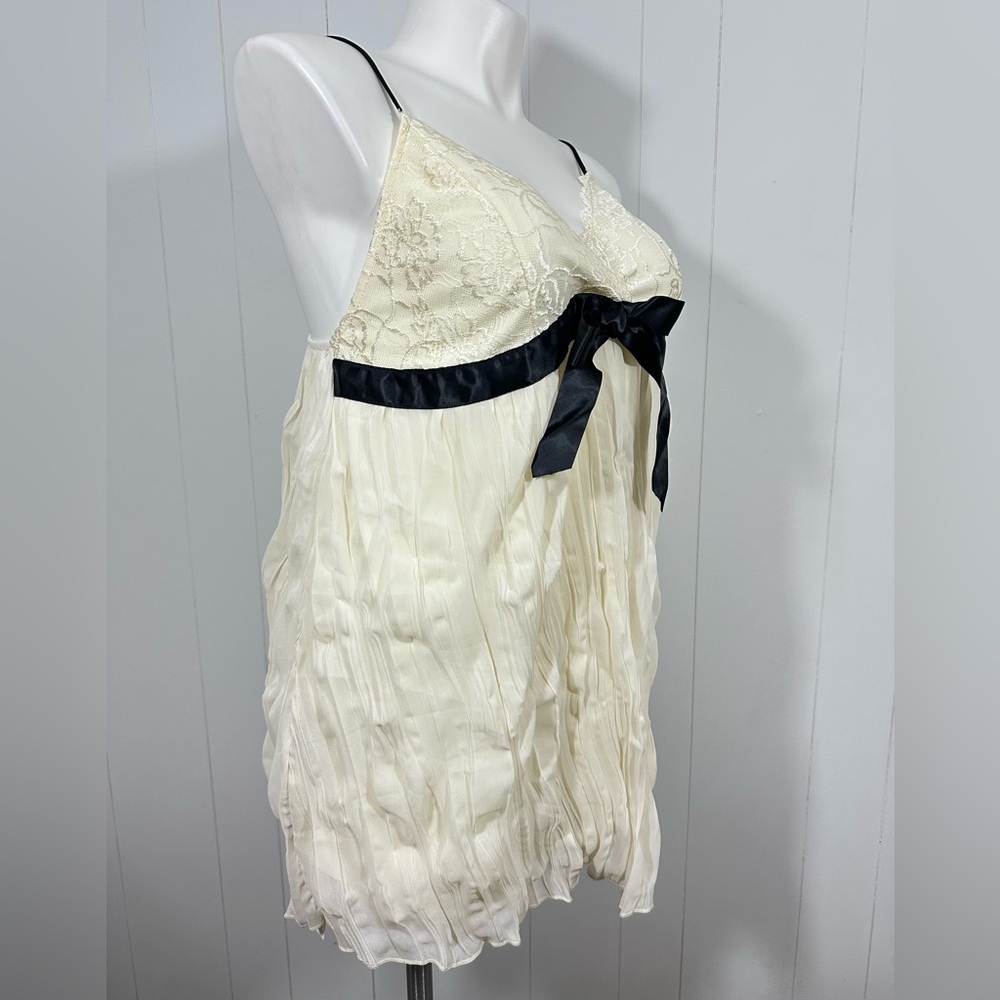NWT Bloomchic Size 14-16 Ivory Sleeveless Chiffon Tunic Top Adustable Strap - Picture 3 of 7